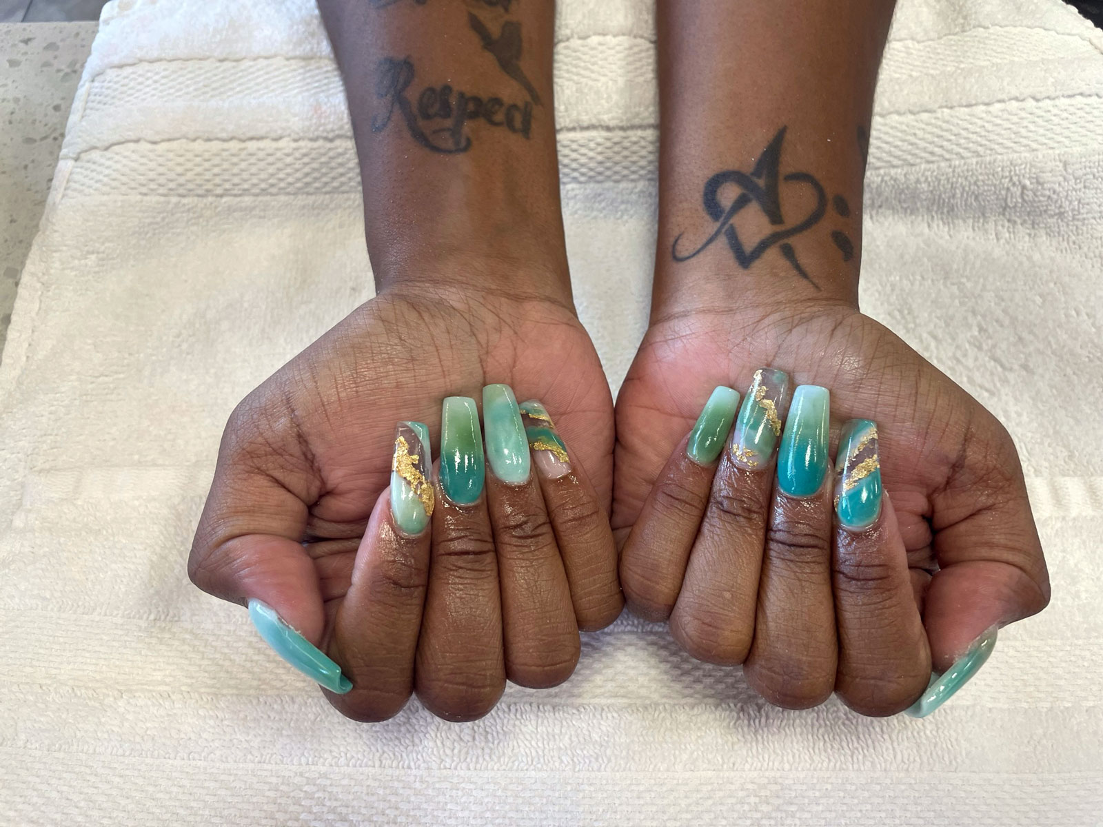 La Vogue Nails & Spa | For Your Youthful Look & Beautiful Nails!