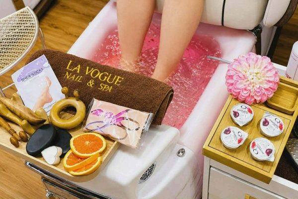 LV Lavogue Nails & Spa Services